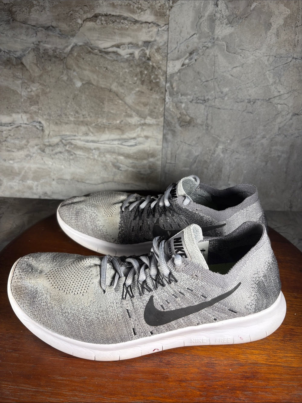 Nike Free RN Flyknit Men’s Size 8.5 Wolf Grey Athletic Shoes